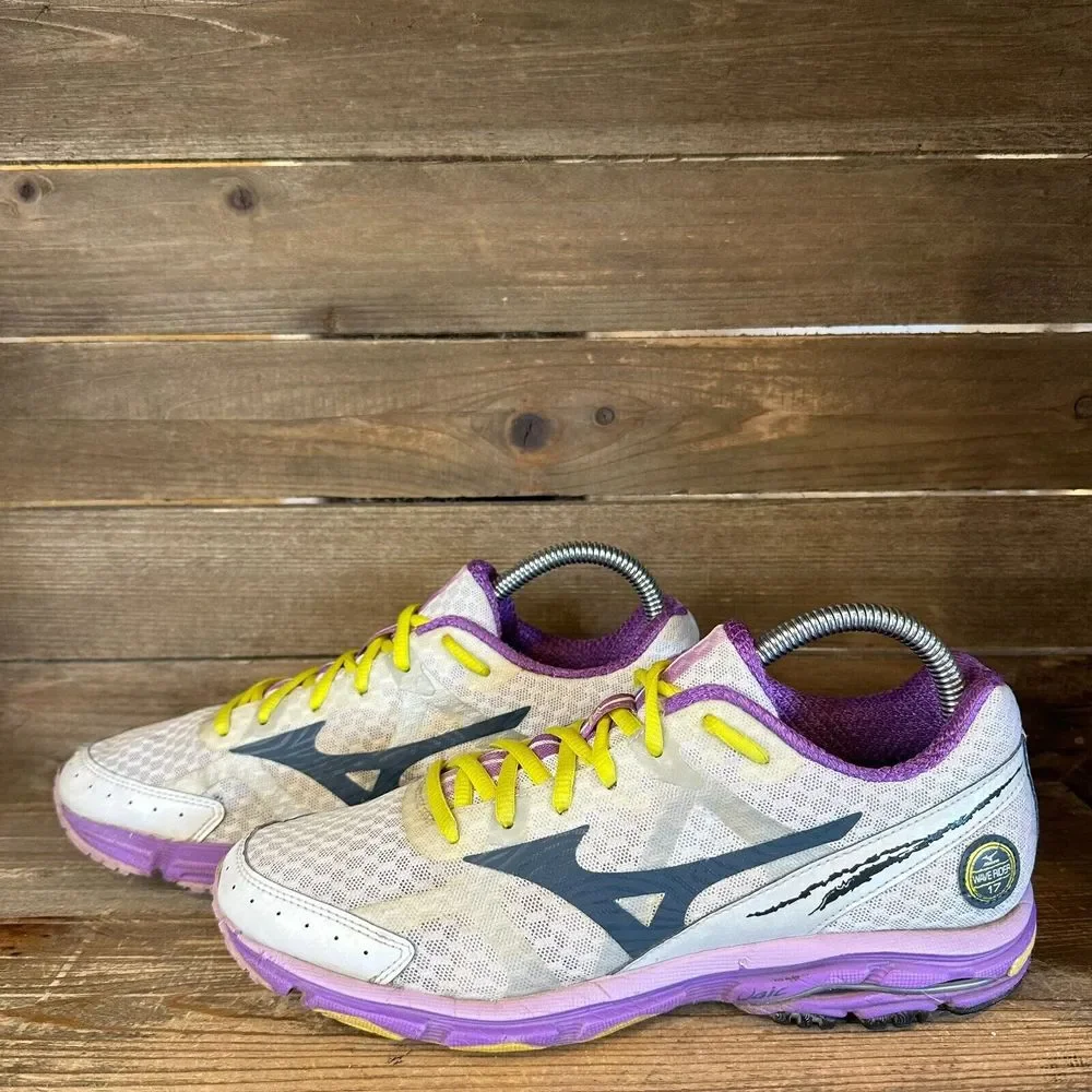 Mizuno size standard